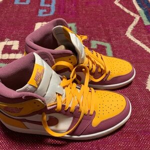 Air Jordan 1 High Brotherhood - worn 1 time - size 10